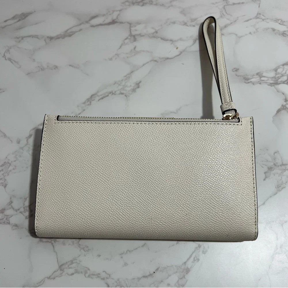 NWT Coach Ivory Leather Wristlet/Phone Wallet - Picture 9 of 11